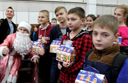 Стежками дружби, які до Дарницького району доведуть